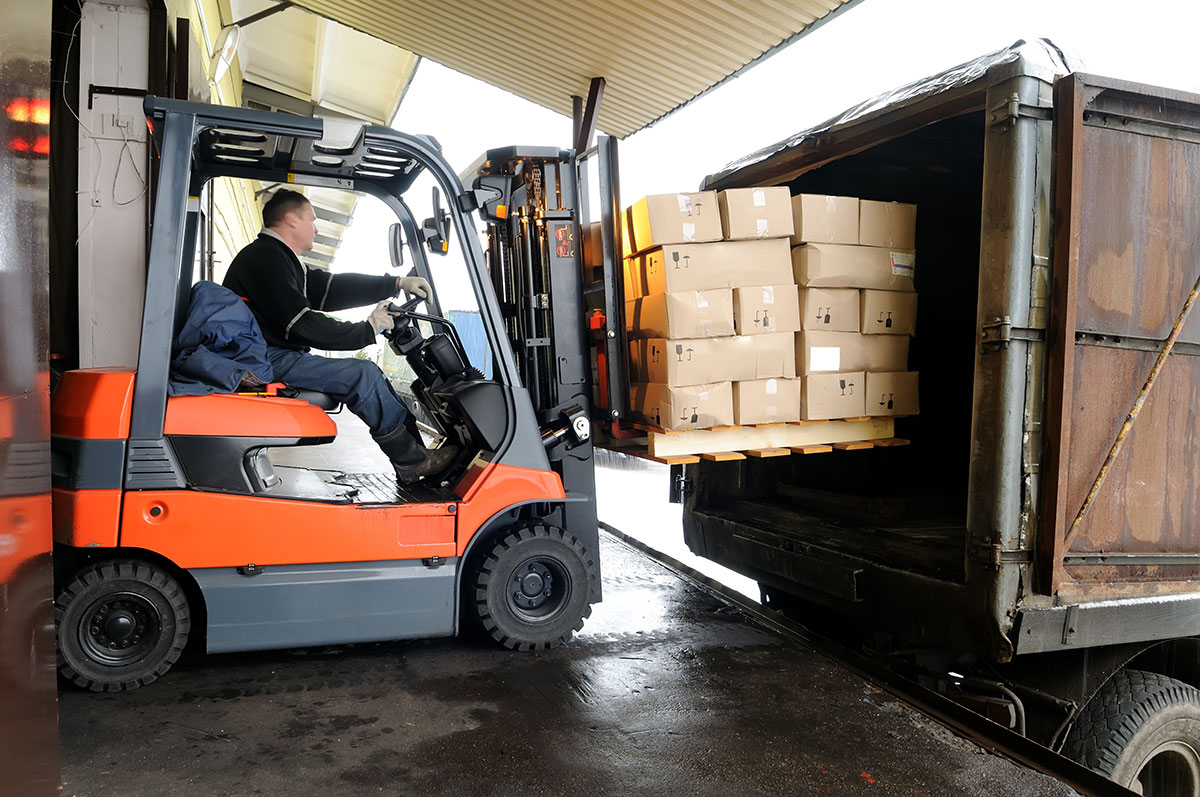 Fulfilled fba Fulfillment amazon vs fulfillment merchant vs seller fulfilled prime ultimate guide